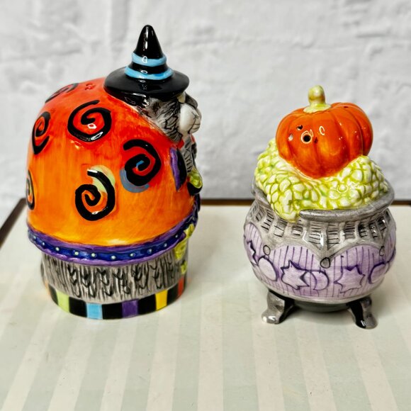 Fitz and Floyd Kitty Witches Halloween Salt & Pepper Shaker Set - Picture 6 of 8